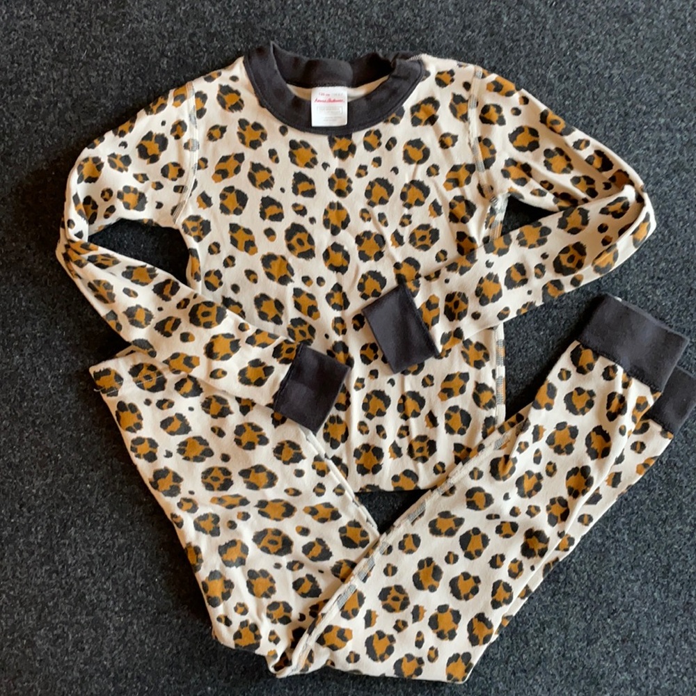 Hanna Andersson girls long john pajamas 6 7